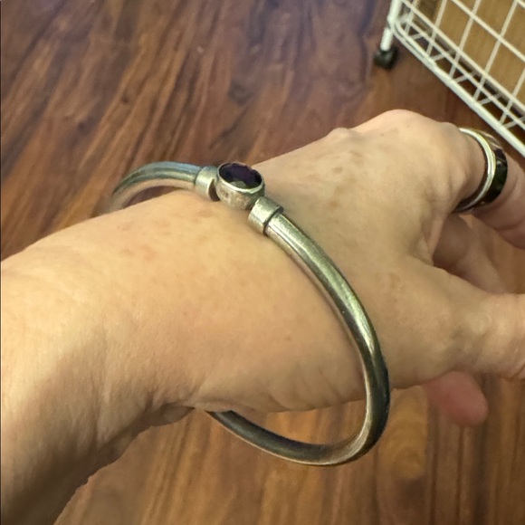 Vintage 1970’s Red Stone Sterling Silver Bracelet - Picture 9 of 11